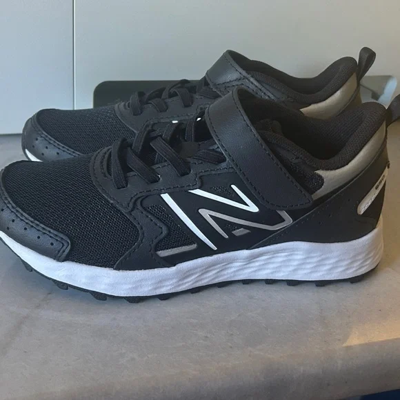 New Balance Kids' Black and White Sneakers - Picture 1 of 2